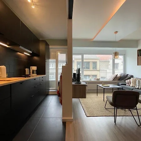 Cosy & Bright In Belle Epoque-area شقة