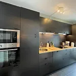 Cosy&bright In Belle Epoque-area Appartamento *