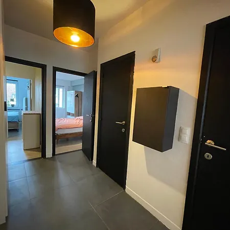 Cosy & Bright In Belle Epoque-area דירה